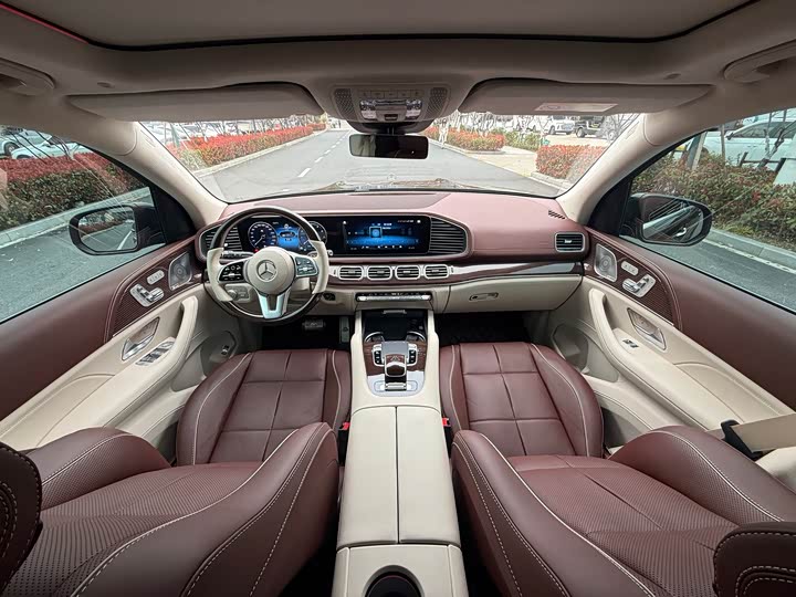 Mercedes-Benz Maybach GLS, 2023 — фото 9 из 9