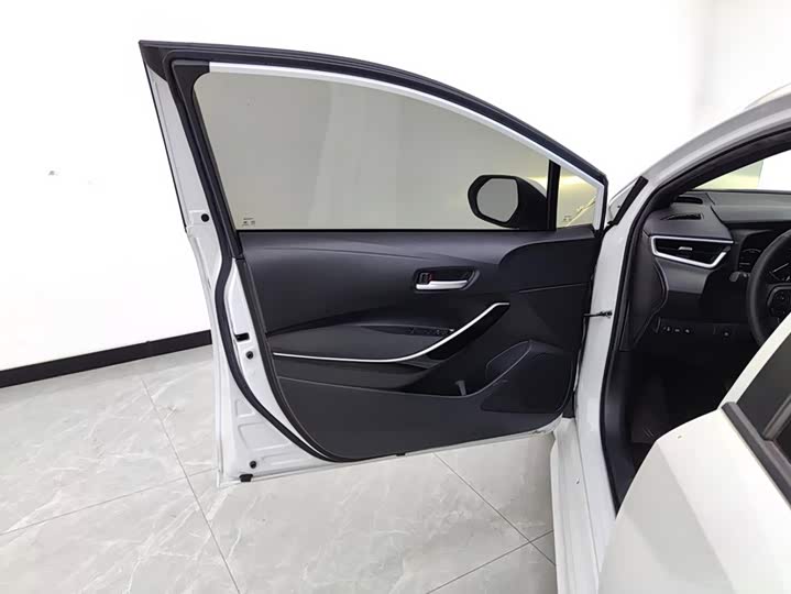 Toyota Levin, 2021 — фото 7 из 9
