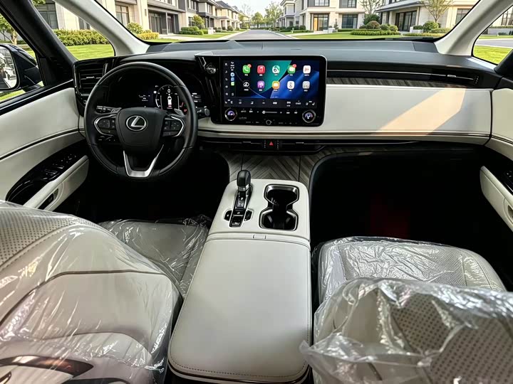 Lexus LM, 2025 — фото 4 из 9