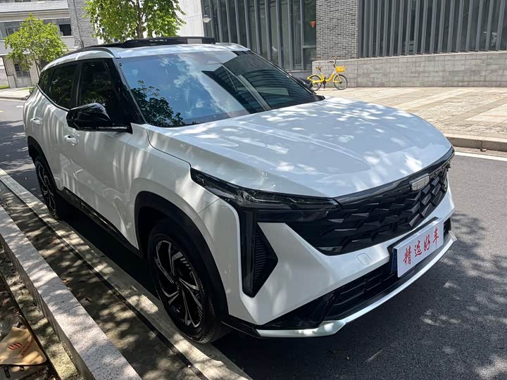Geely Atlas, 2025 — фото 7 из 9