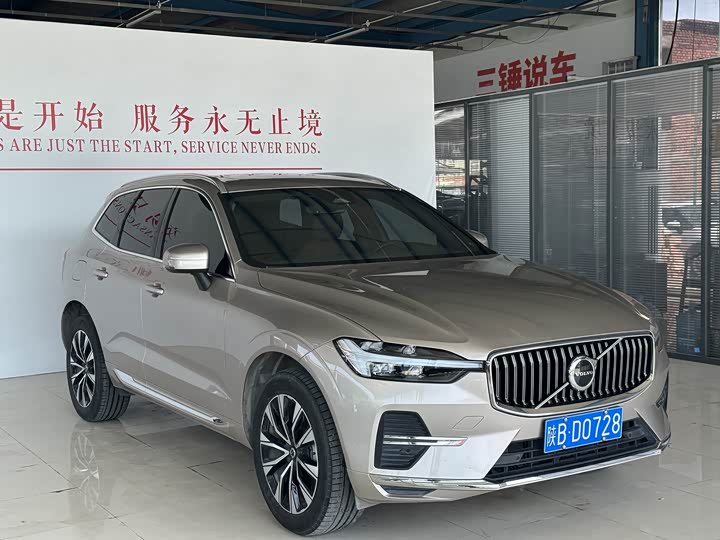 Volvo XC60, 2024 — фото 3 из 9