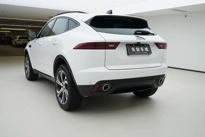 Jaguar E-Pace, 2023 — фото 4 из 12