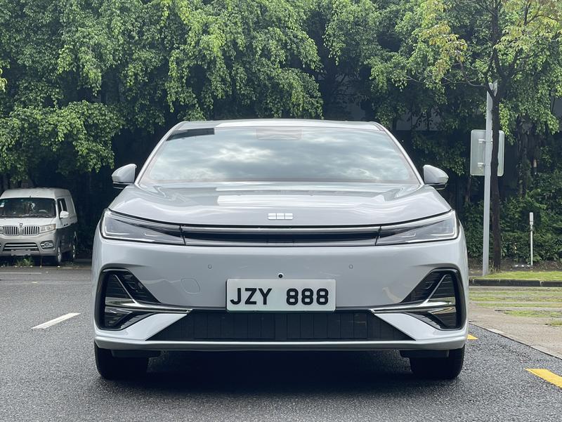 Geely Galaxy A7, 2025 — фото 2 из 12
