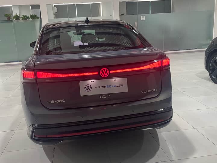 Volkswagen ID.7 Vizzion, 2024 — фото 6 из 9