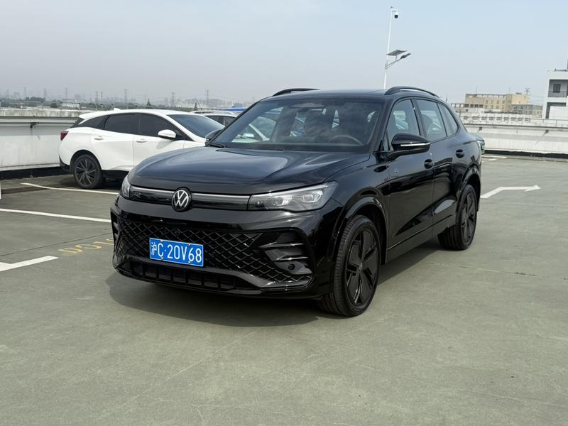 Volkswagen Tiguan L Pro, 2025 — купить в Липецке под ключ