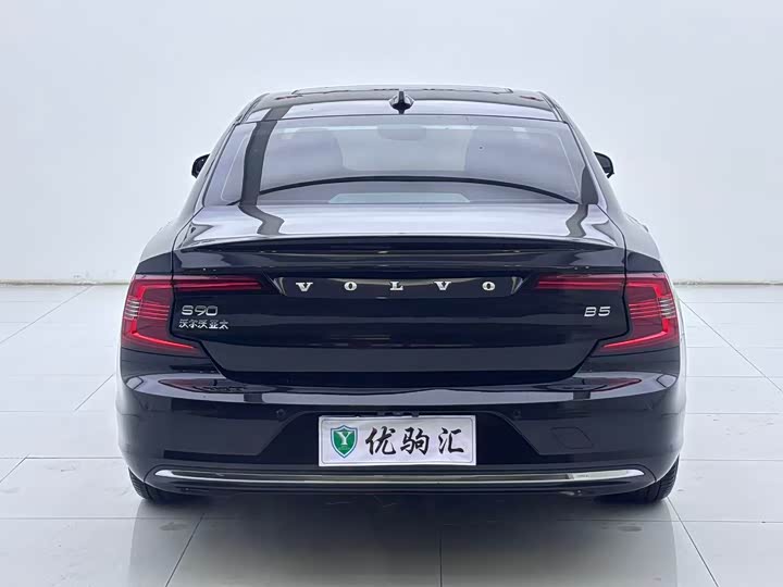 Volvo S90, 2023 — фото 4 из 9