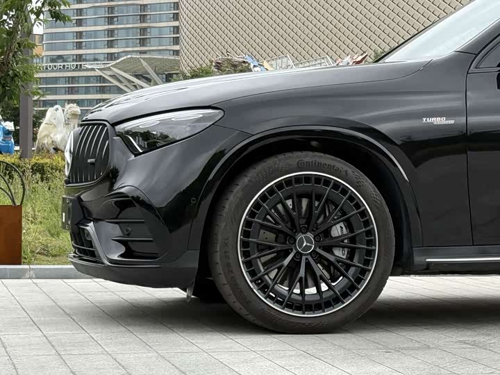 Mercedes-Benz GLC-Class AMG, 2025 — фото 4 из 9
