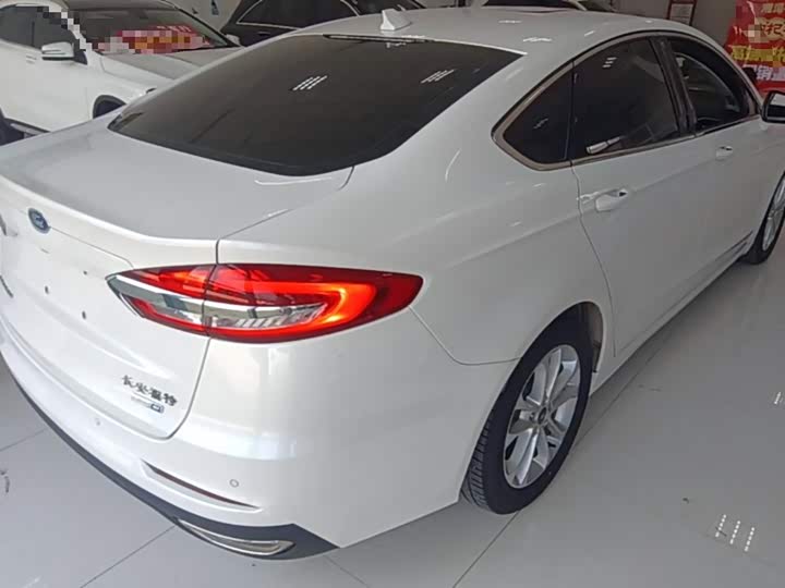 Ford Mondeo, 2021 — фото 7 из 9