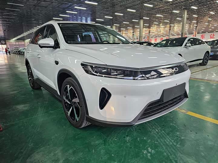 BYD Sea Lion 05 DM-i Hybrid, 2025 — фото 7 из 9