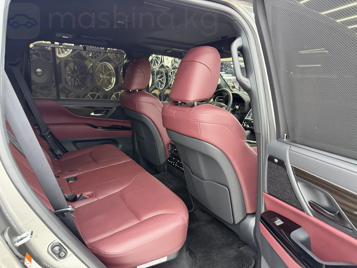 Lexus LX, 2025 — фото 8 из 12