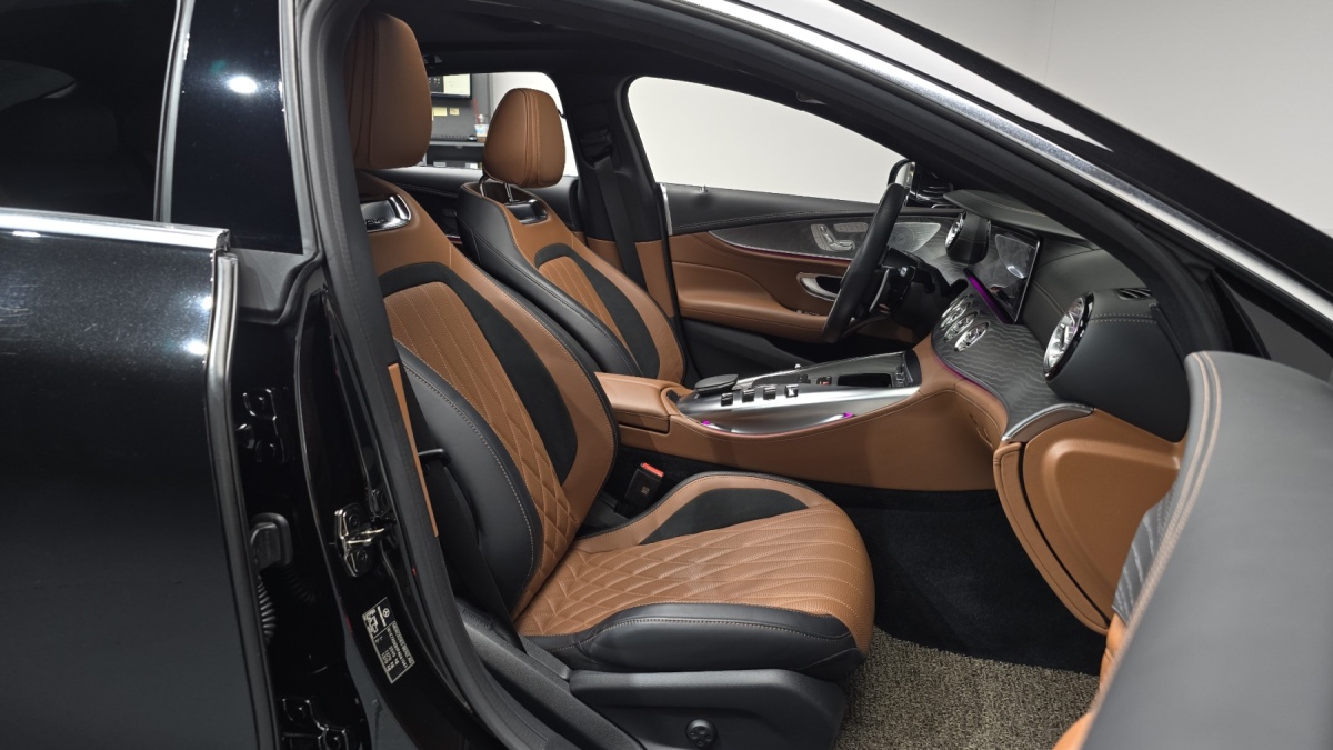 Mercedes-Benz AMG GT, 2023 — фото 5 из 12
