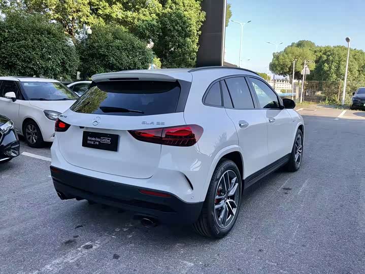 Mercedes-Benz GLA-Class AMG, 2025 — фото 8 из 9