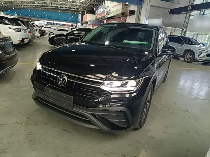 Volkswagen Tiguan L Pro, 2026 — фото 2 из 9