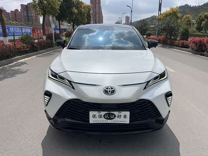 Toyota Venza, 2022 — фото 2 из 9