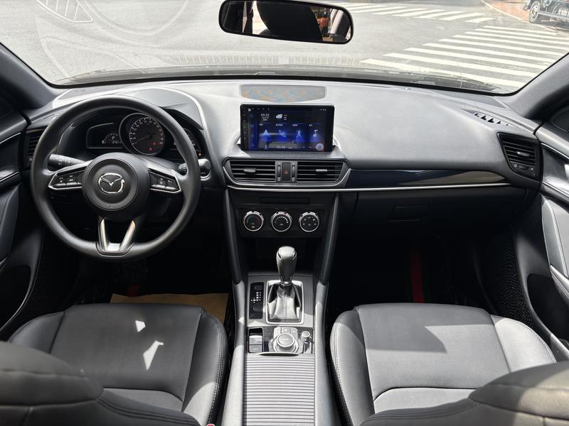 Mazda CX-4, 2023 — фото 7 из 12