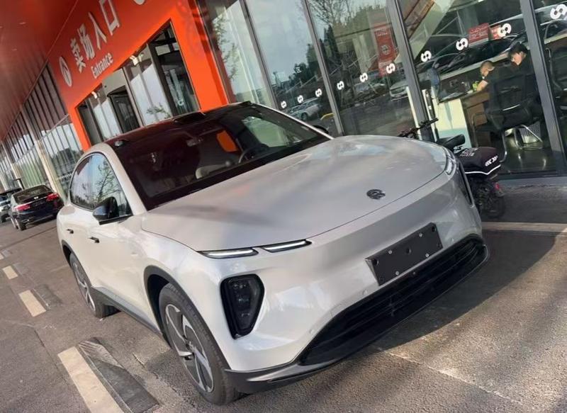 Nio EC6, 2024 — фото 3 из 9