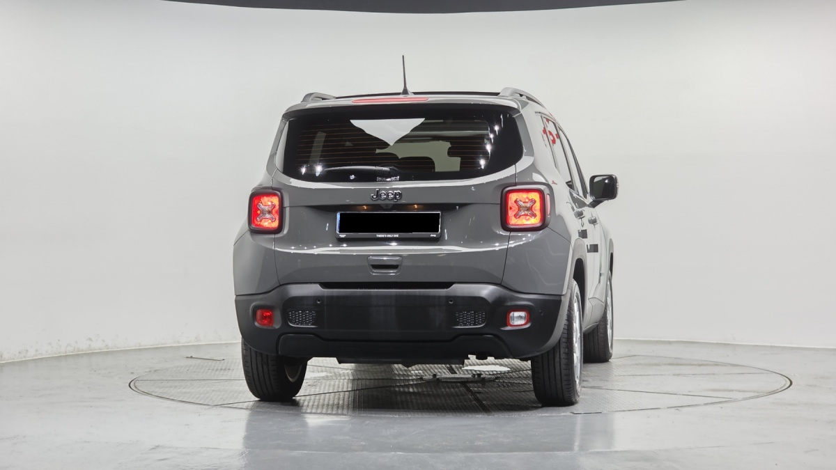 Jeep Renegade, 2022 — фото 4 из 12
