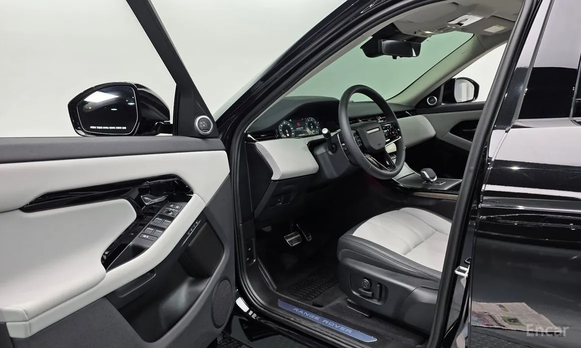 Land Rover Range Rover Evoque, 2024 — фото 10 из 12