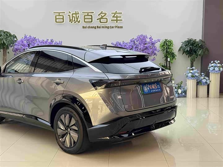 Nissan Ariya EV, 2024 — фото 8 из 9