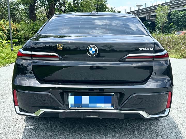 BMW 7 Series, 2023 — фото 5 из 9