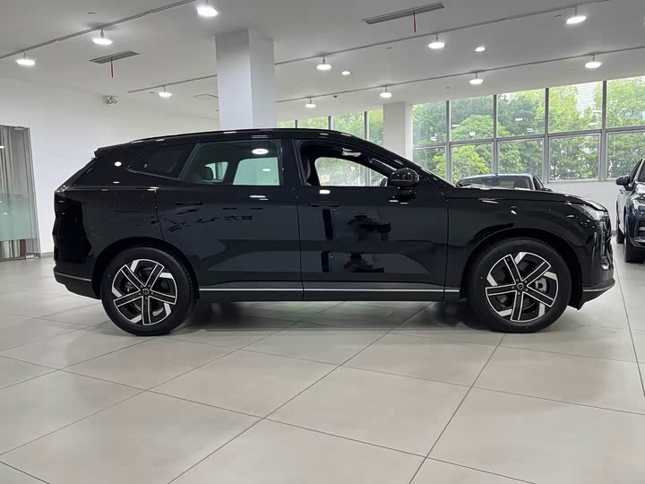 Volvo XC70 Hybrid, 2025 — фото 8 из 9