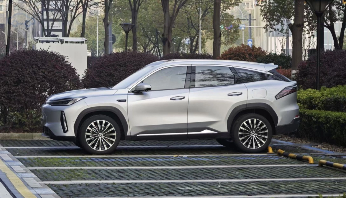 Geely Galaxy M7, 2026