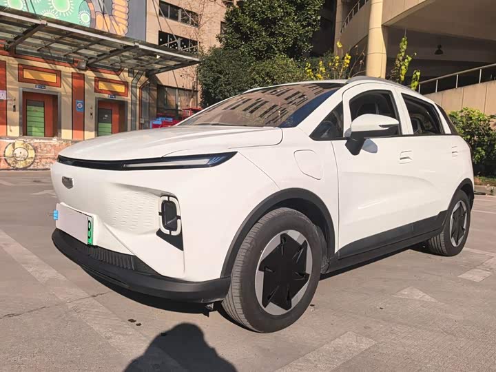 Geely Geometry E Firefly, 2023 — фото 4 из 9