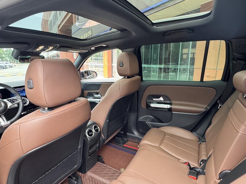 Mercedes-Benz GLB-Class, 2024 — фото 10 из 12