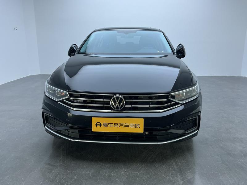 Volkswagen Magotan GTE Hybrid, 2022 — фото 2 из 12