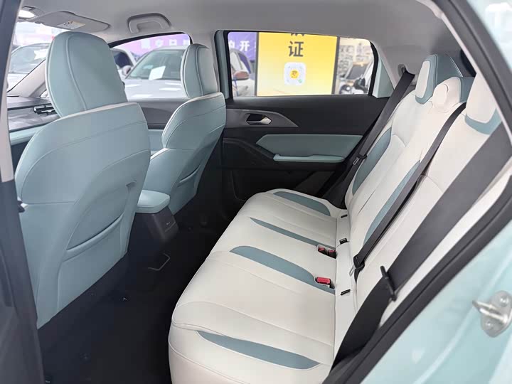 Geely Geometry E Firefly, 2024 — фото 8 из 9