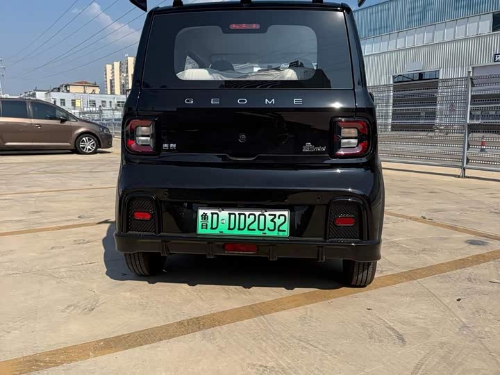 Geely Galaxy Panda Mini, 2026 — фото 8 из 9