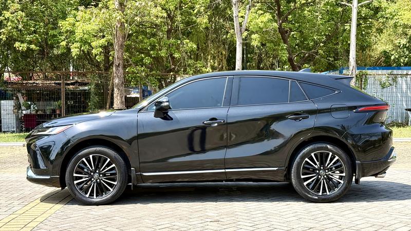 Toyota Venza, 2023 — фото 4 из 12