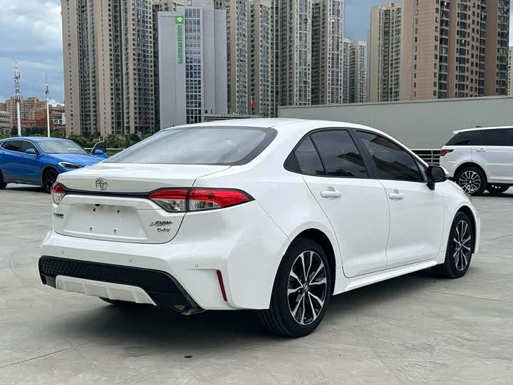 Toyota Levin, 2022 — фото 7 из 9