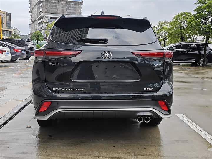 Toyota Crown Kluger, 2025 — фото 8 из 9