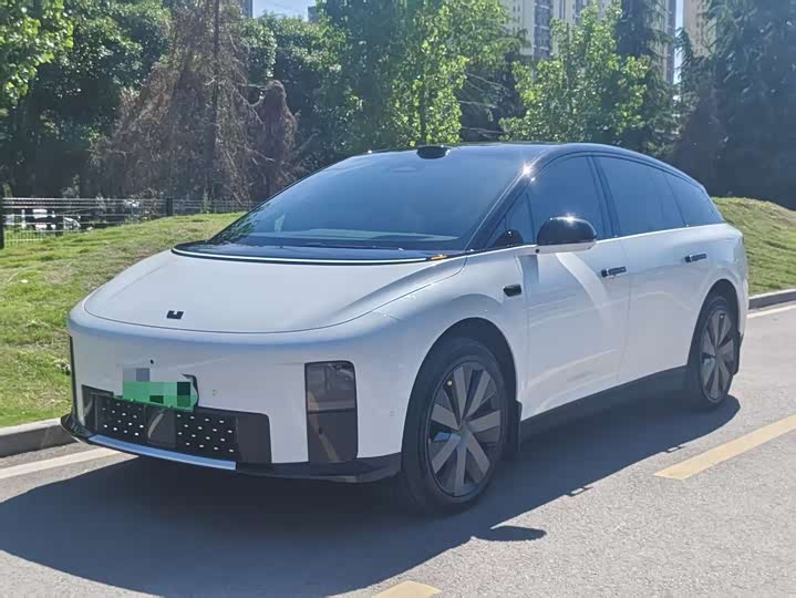 LiXiang i6, 2025 — купить в Нижнем Новгороде под ключ