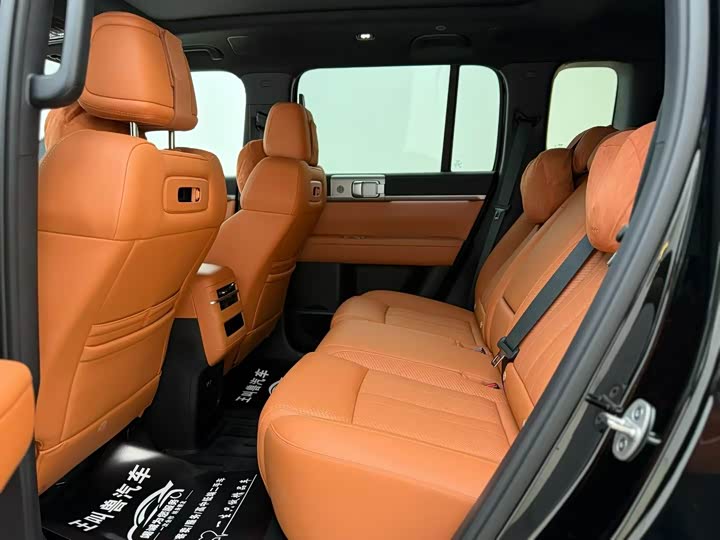 BYD FangChengBao Titanium 7 (Tai 7), 2026 — фото 6 из 9