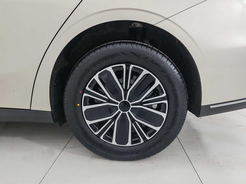 Geely Galaxy Starshine 6, 2026 — фото 11 из 12