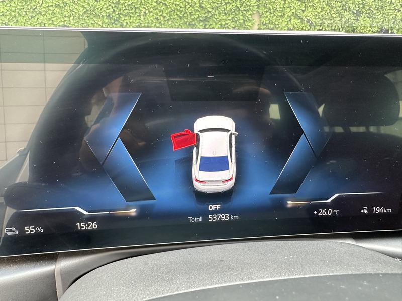 BMW i3, 2022 — фото 8 из 12