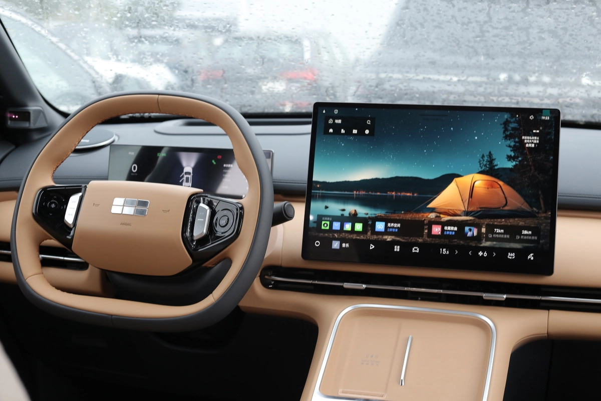 Geely Galaxy Starship 7, 2026 — фото 4 из 7