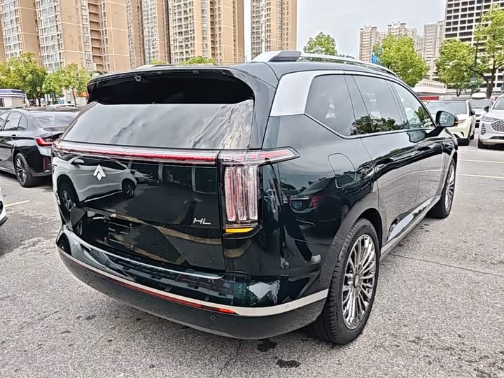GAC Hyptec HL, 2025 — фото 7 из 9