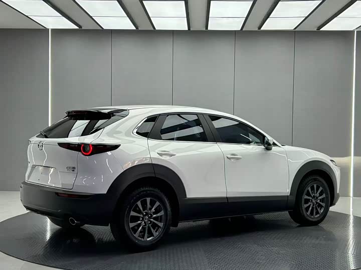 Mazda CX-30, 2022 — фото 5 из 9