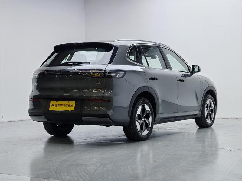 Geely Galaxy E5, 2025 — фото 7 из 12