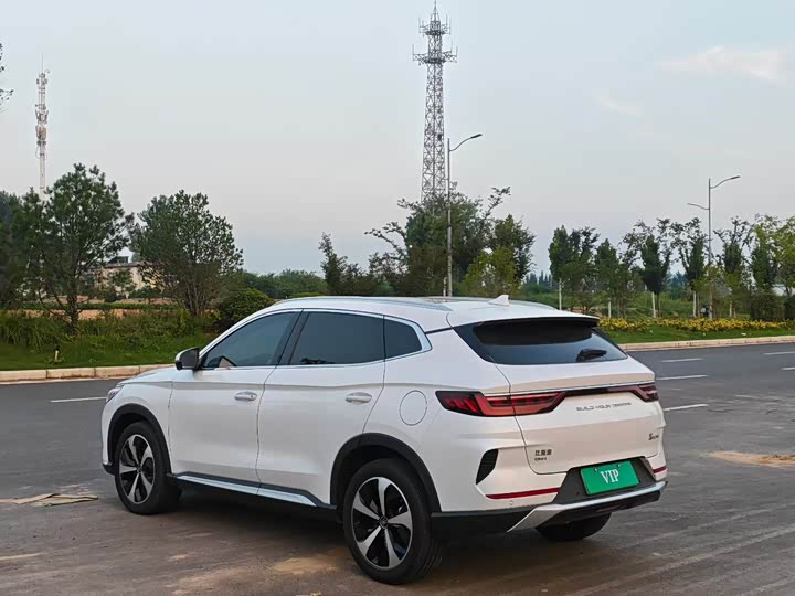 BYD Song Plus Hybrid/EV, 2022 — фото 7 из 9
