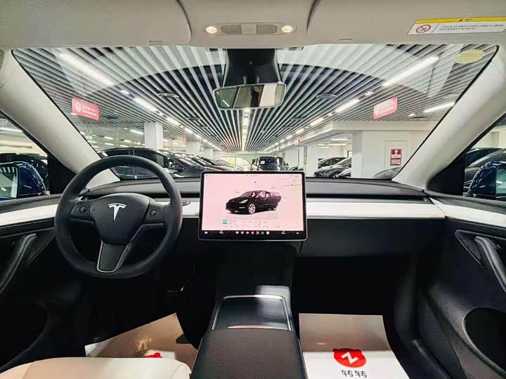 Tesla Model Y, 2023 — фото 7 из 9