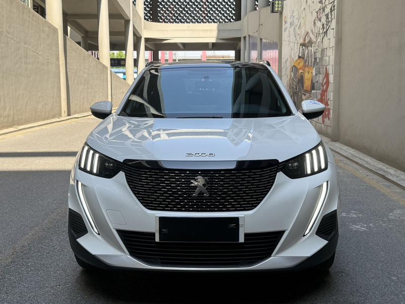 Peugeot 2008, 2025 — фото 2 из 12