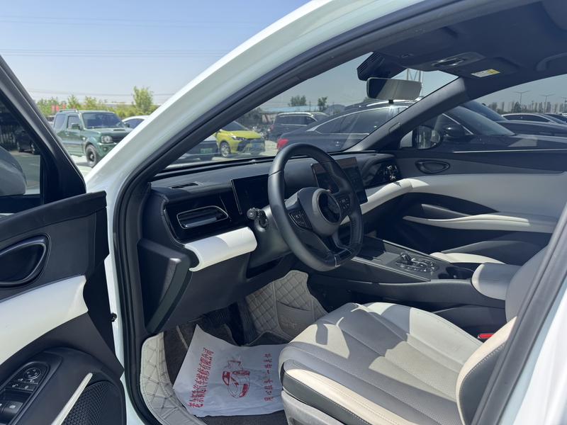 BYD Seal 06 Hybrid/EV, 2024 — фото 8 из 10