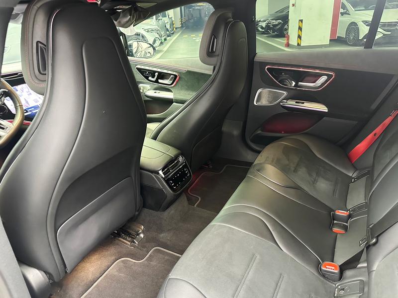 Mercedes-Benz EQE AMG, 2023 — фото 12 из 12