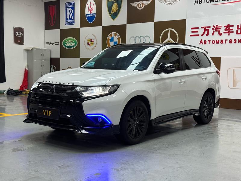 Mitsubishi Outlander, 2022 — купить в Казани под ключ