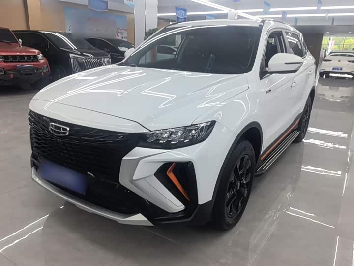 Geely Atlas, 2022 — фото 2 из 9