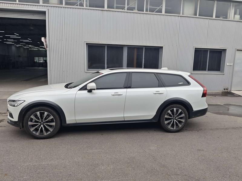 Volvo V90, 2022 — фото 4 из 11